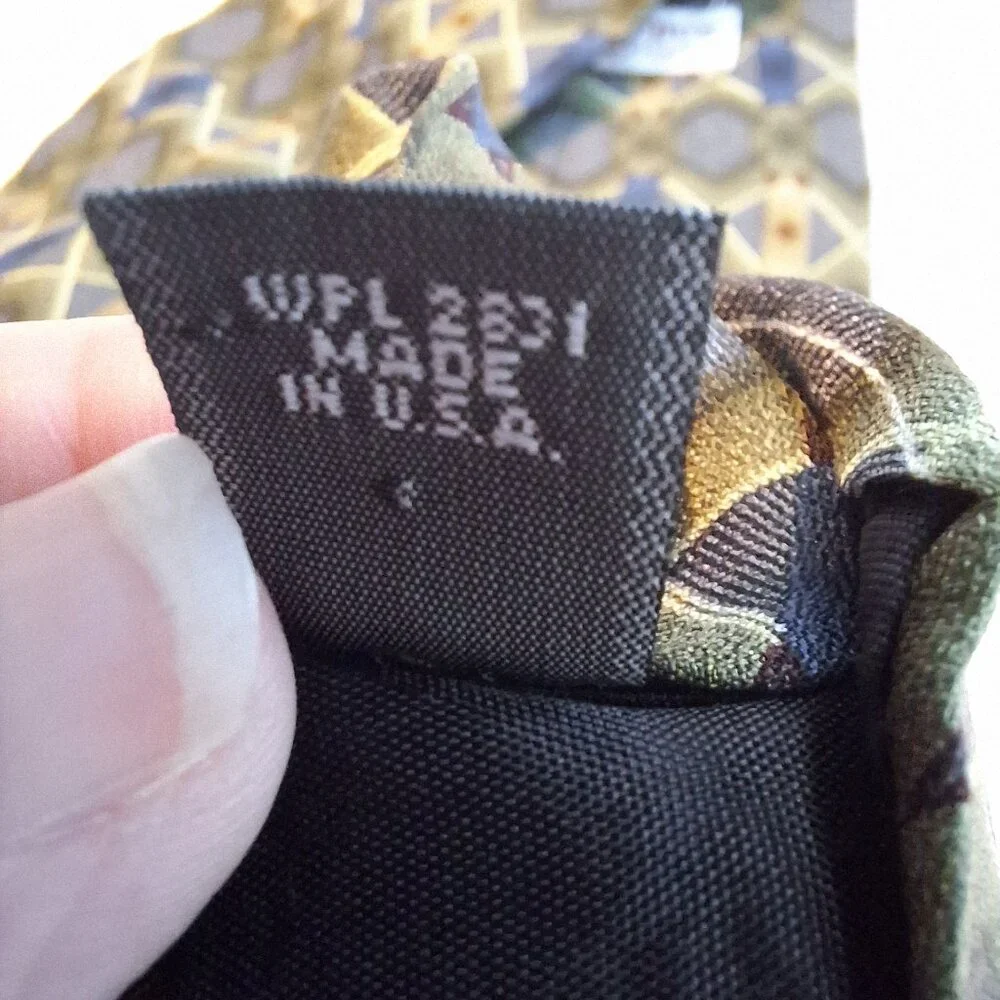 Lot of 2 Mens Silk Neck Ties Unique Patterns Jack Harper & Jimmy V‎ Preppy Party
